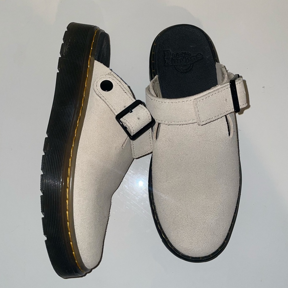 Dr. Martens Carlson Mules